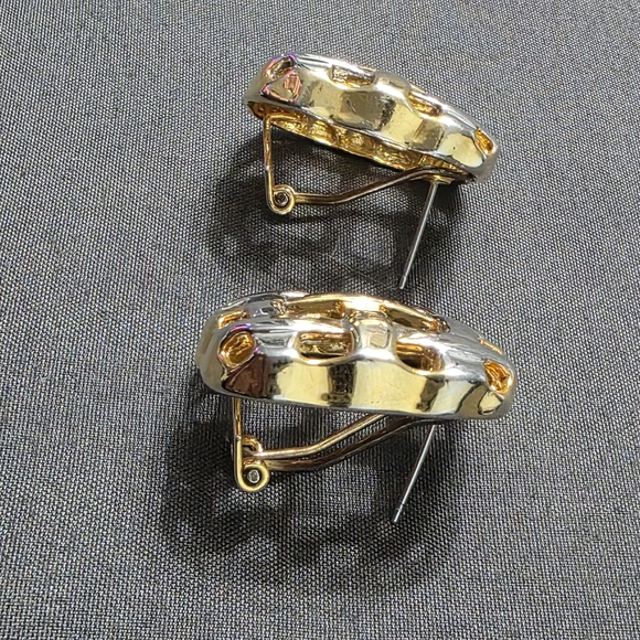 Estate - Gold/Silver Tone - Basket Weave Earrings - Omega Backs - Item 512 - Picture 3 of 4